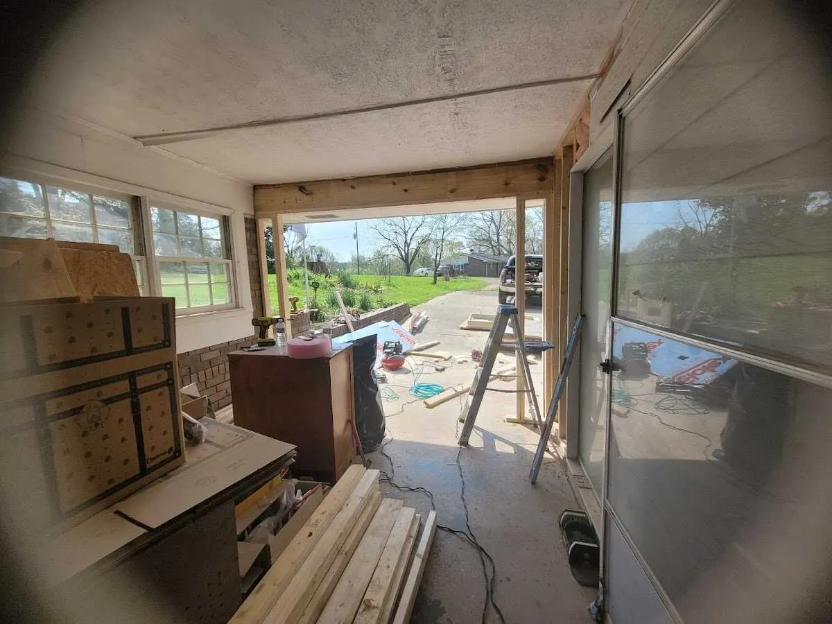 Air movers and dehumidifier for Water Mitigation Services in Americus